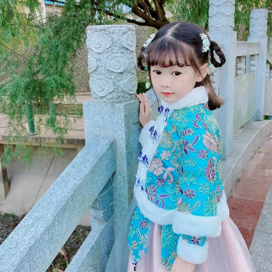 元佳佳