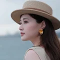 岩哥今天穿什么